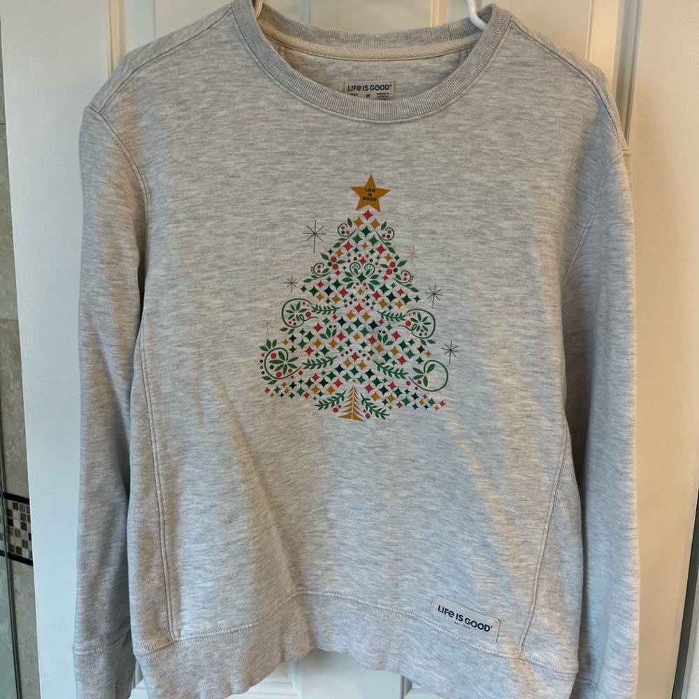 Life Is Good Womens Light Gray Festive Tree Sweatshirt Size Medium